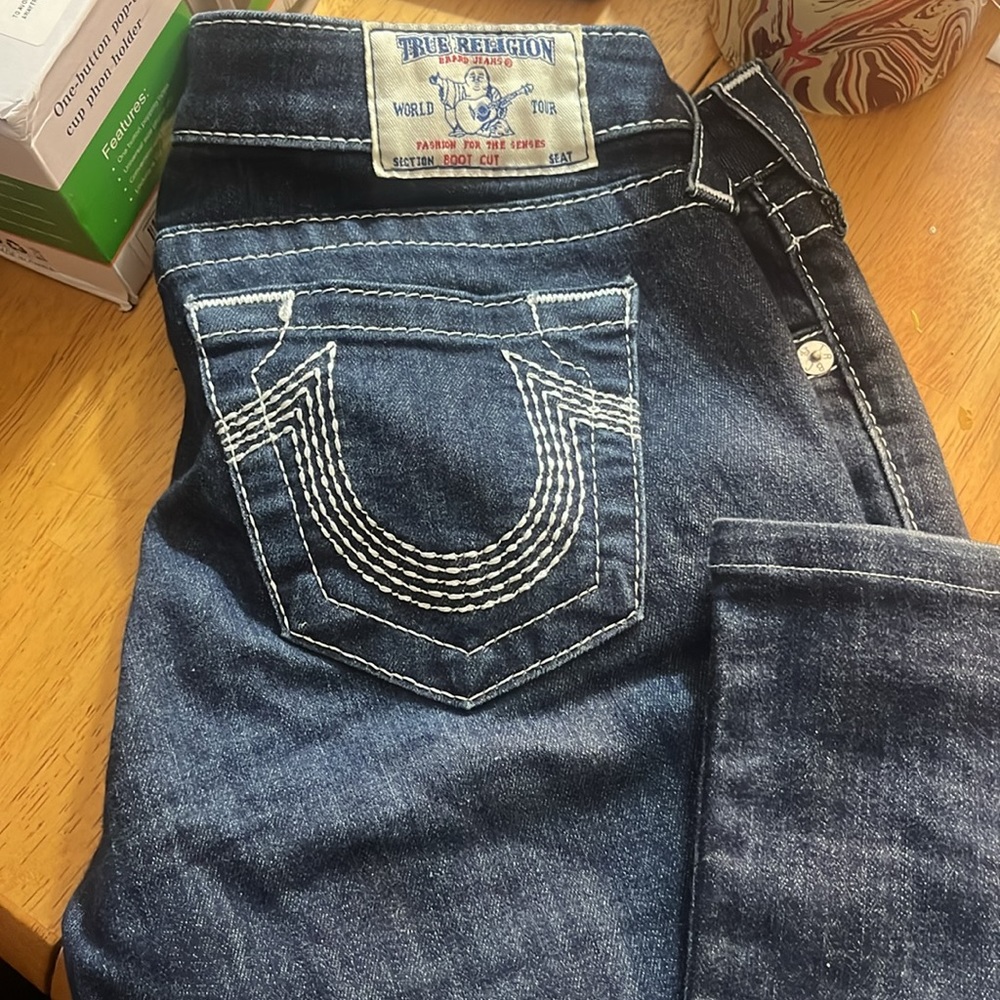 TRUE RELIGION JEANS SIZE 27/27 BOOT CUT